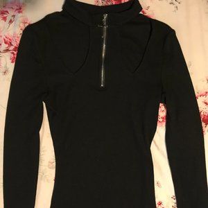 Cross Zipper Open Black Long Sleeve Top